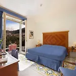 كونتيننتال 4* سورينتو