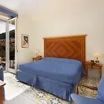 كونتيننتال 4*