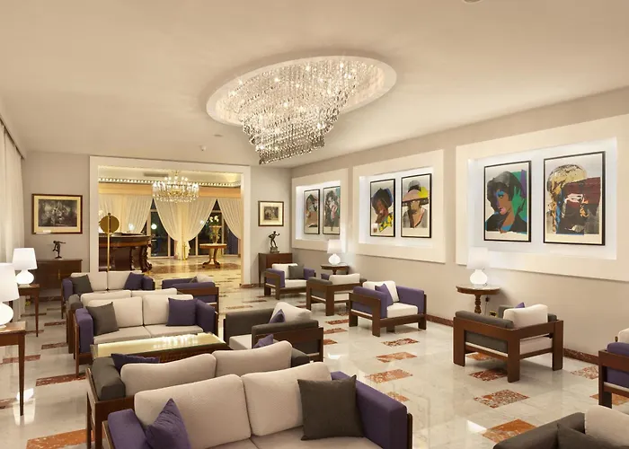 Continental Hotel 4*