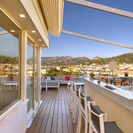 فندق كونتيننتال سورينتو