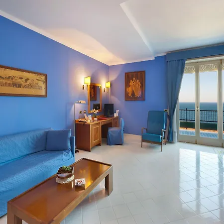 كونتيننتال سورينتو