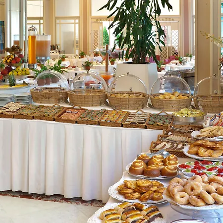 كونتيننتال فندق 4*