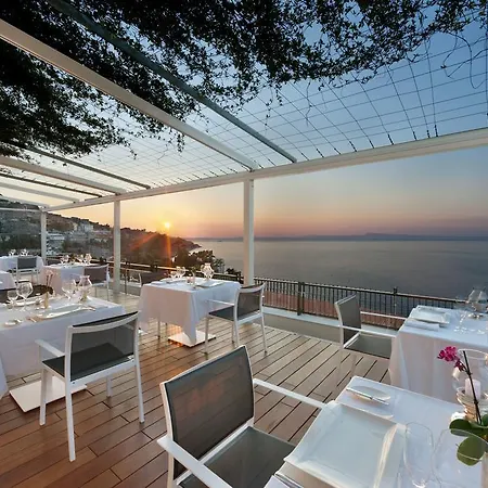 فندق كونتيننتال