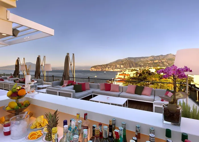 Отель Continental Сорренто