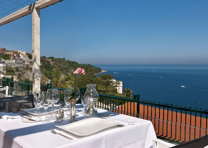 Отель Continental