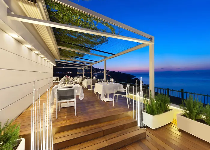 Continental Отель Сорренто