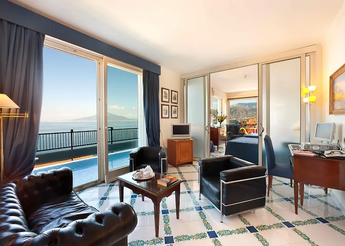 Continental Hotel 4*